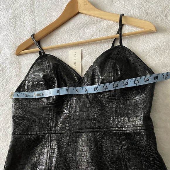 NWT Moon River Faux Crock Slip Dress - Picture 7 of 12